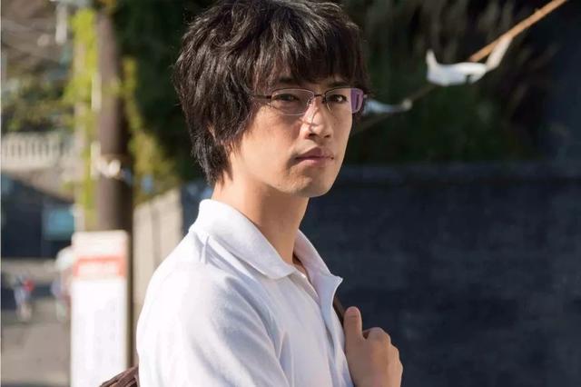 昼颜恋爱,昼颜相遇