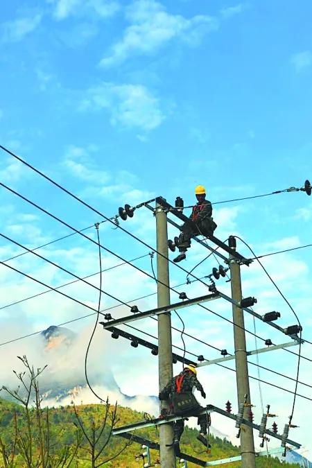 厦门电工工资待遇怎么样,高压电工工资待遇怎么样