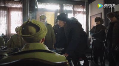 从8.2到5.9，金海没死也难救口碑，《新世界》是黑红还是被低估？