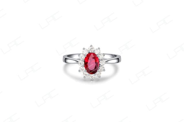 明媚七月天，绝美红宝惊艳盛夏光年