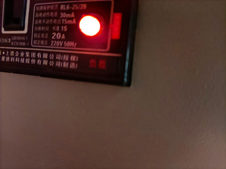 电池技术——电动车电池充电不转灯是电池问题还是充电器问题？