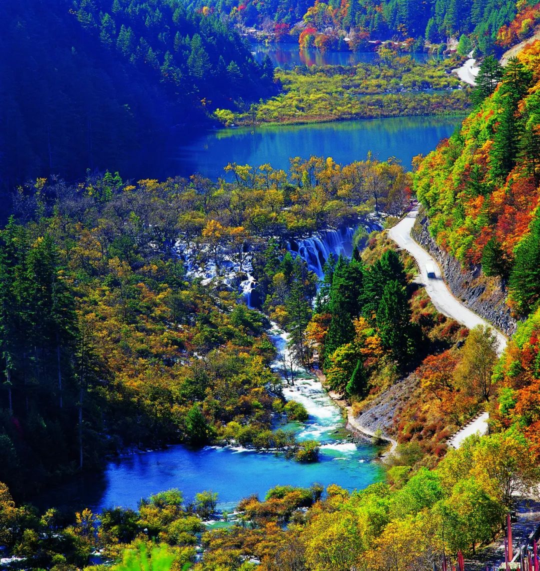 2017年九寨沟地震视频,地震前的九寨沟人间仙境