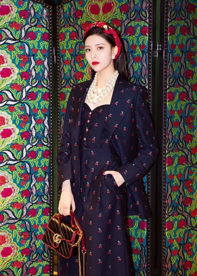 不同脸型适合戴什么样的发带,如何挑选适合自己的发带