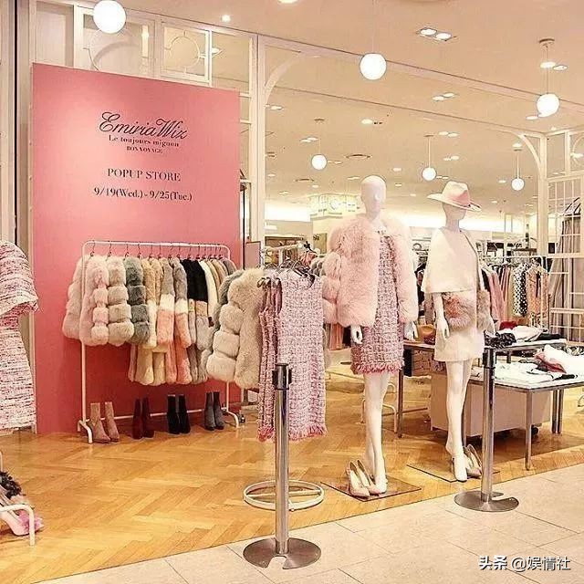 日本第一陪酒女引退!滴酒不沾却日赚1个亿,首相都被她征服