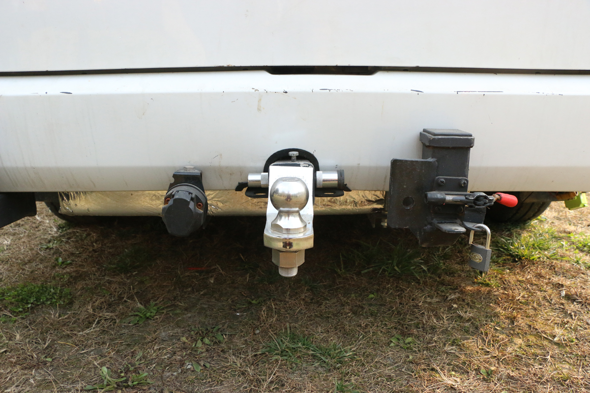 福田G9对卡座升顶房车,福田g9房车五菱房车对比