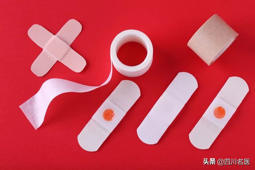 一张创可贴差点毁掉孩子整只手,一张创可贴就可以解决的事