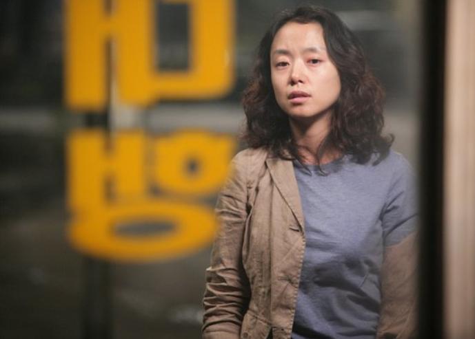 《绿洲》爱恋仅存于白鸽的幻象中，一部看完让人压抑的爱情电影