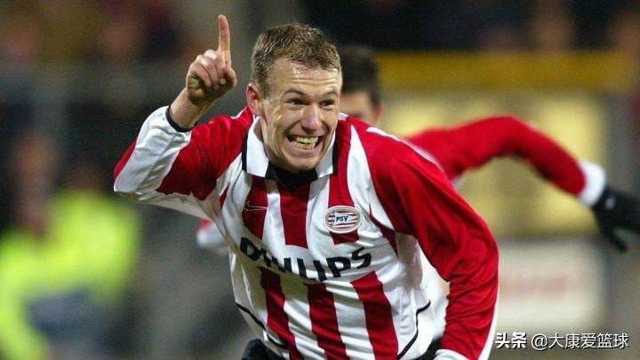 罗本斯内德范佩西亨特拉尔,罗本荷兰三棍