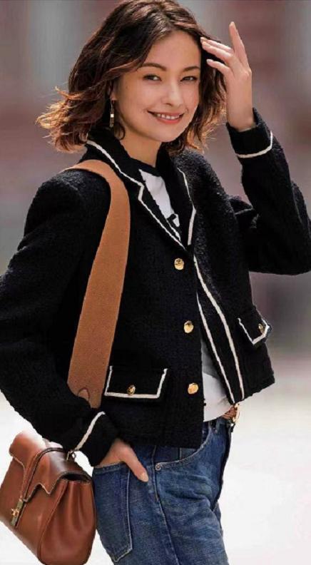 太嫉妒了，这位70岁的老奶奶每个包包我都喜欢，有组团去偷包的吗