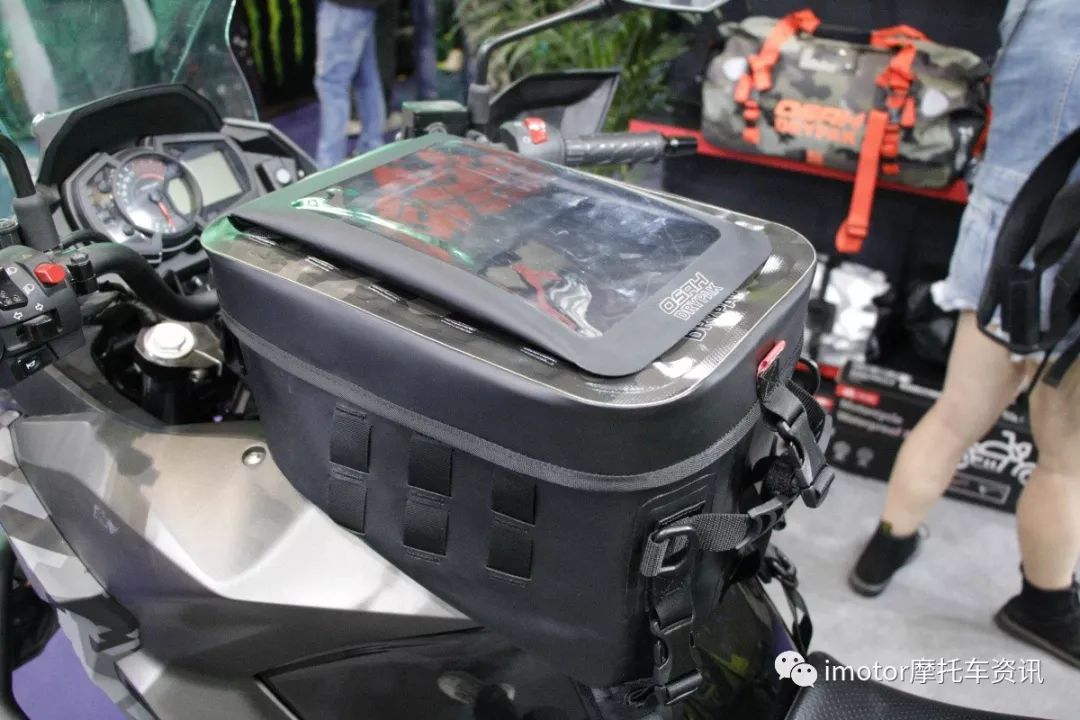 2019重庆摩展装备参展商热情高涨-SIX2骑行内衣发布十周年新品