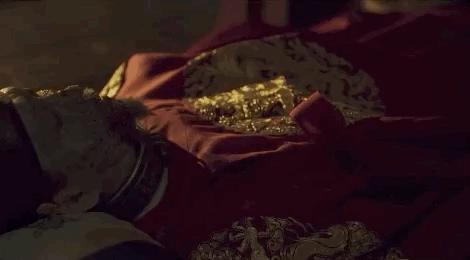 开播就霸榜热搜,目前热搜爆款