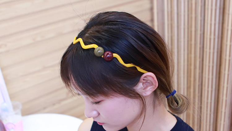 气质女神发型发带怎么扎,发带应该怎么戴才好看