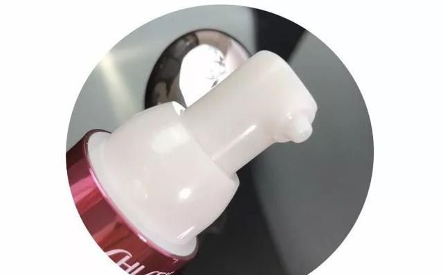 「评测」这7支美白精华，满足了敏感肌的我对提亮淡斑的所有幻想