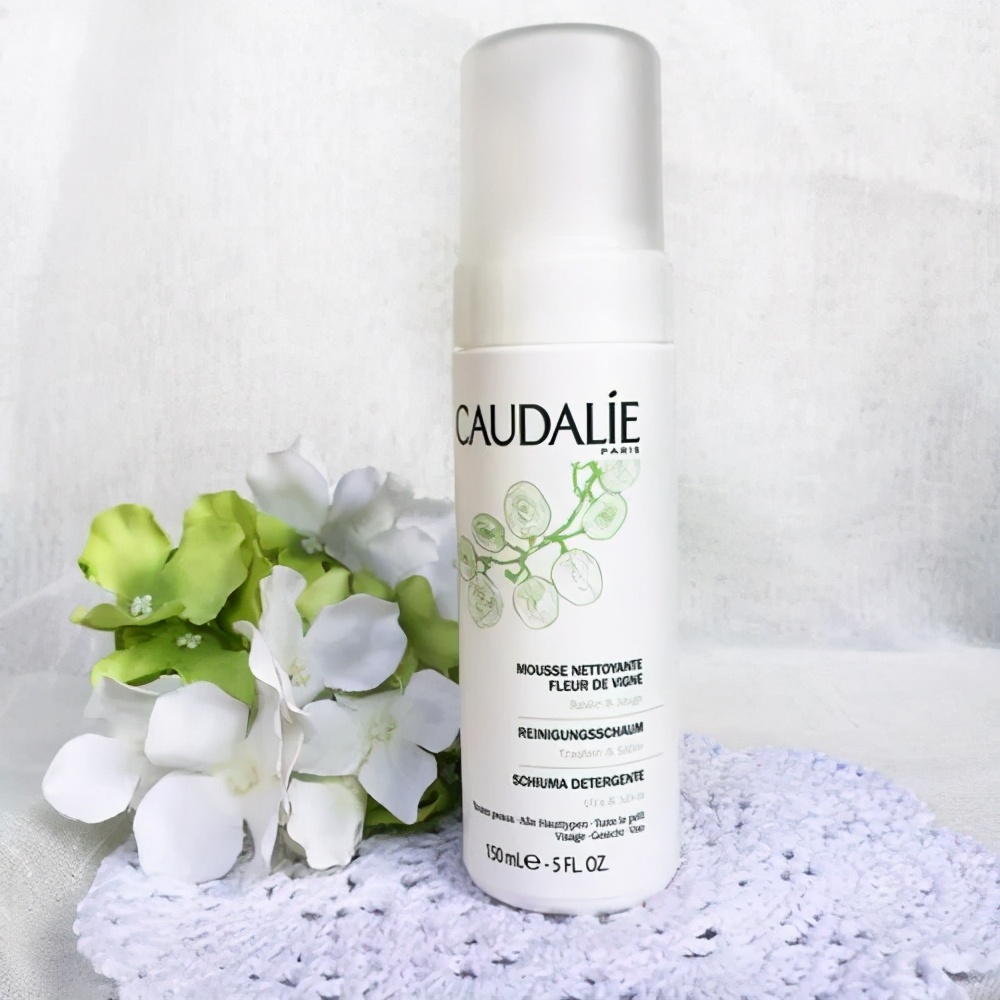 冬天洗面奶洗完脸抹什么,冬天护肤洗面奶怎么用好