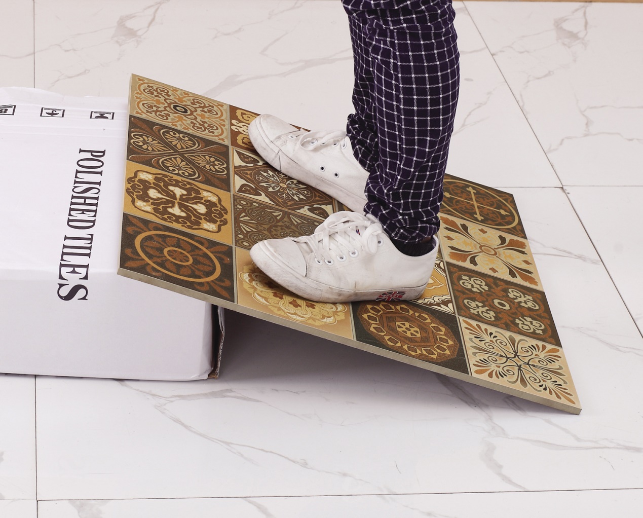 瓦工师傅教你买瓷砖,买瓷砖的十大技巧