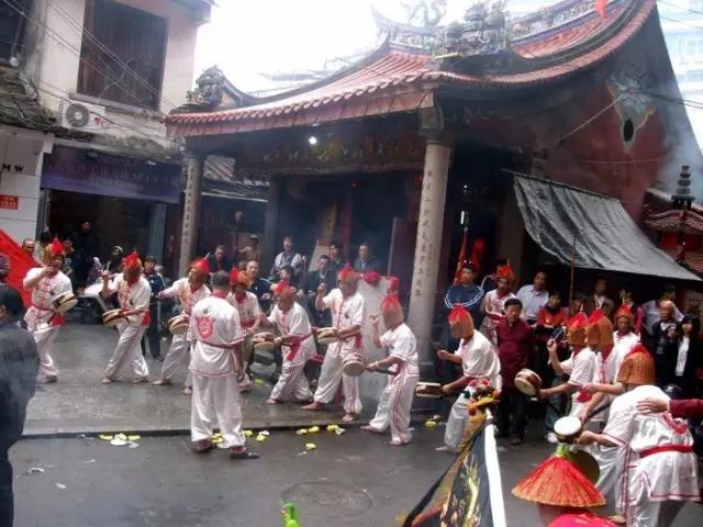 漳州有哪些祈福的寺庙,漳州市有个非常灵的寺庙