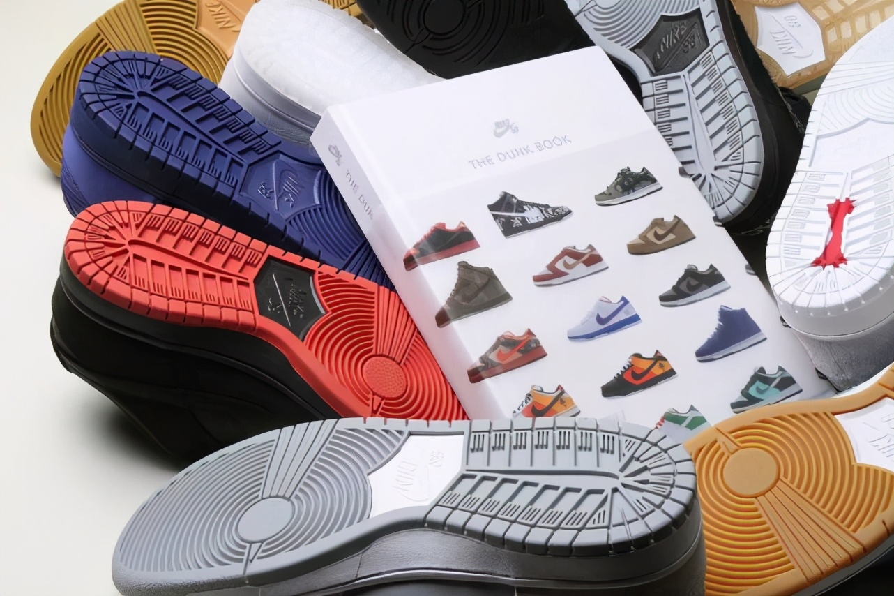 lv鞋贵还是aj贵,lv和aj哪个值得买