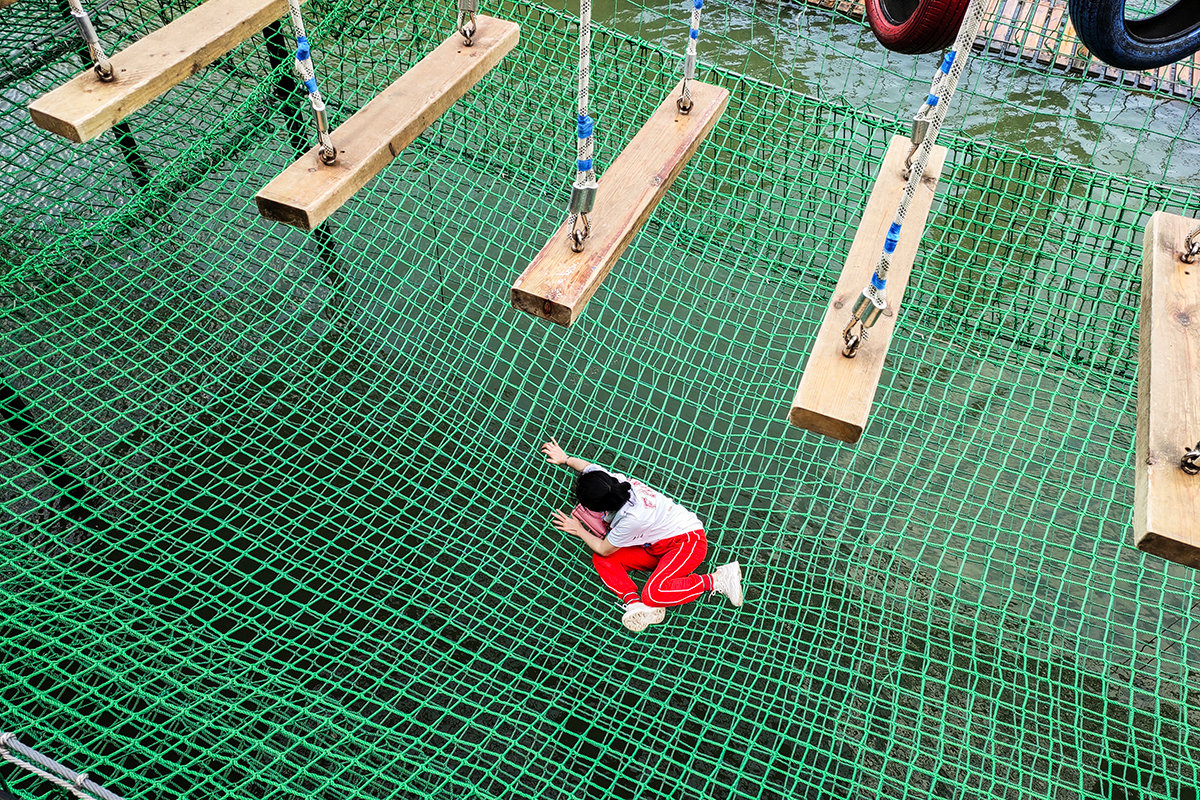 奥陶纪重庆万盛悬崖秋千有多高,悬崖秋千重庆奥陶纪体验全程