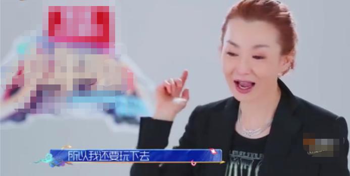 张曼玉综艺节目哭了,张曼玉哭着哭着就笑了采访