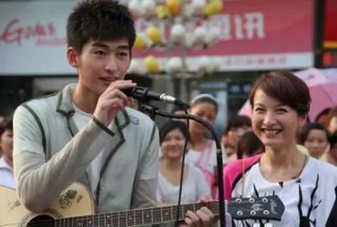 吴昕为什么突然时尚了,吴昕改变之路