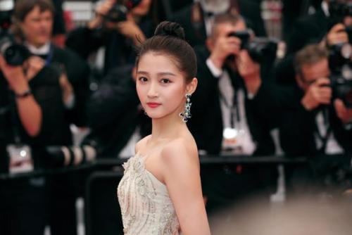 大咖评价关晓彤,众明星评价关晓彤