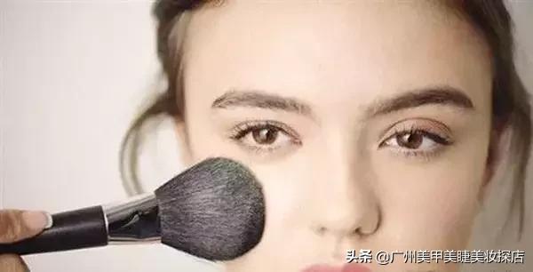 零基础美妆美甲培训速成班,广州学化妆美甲培训联系方式