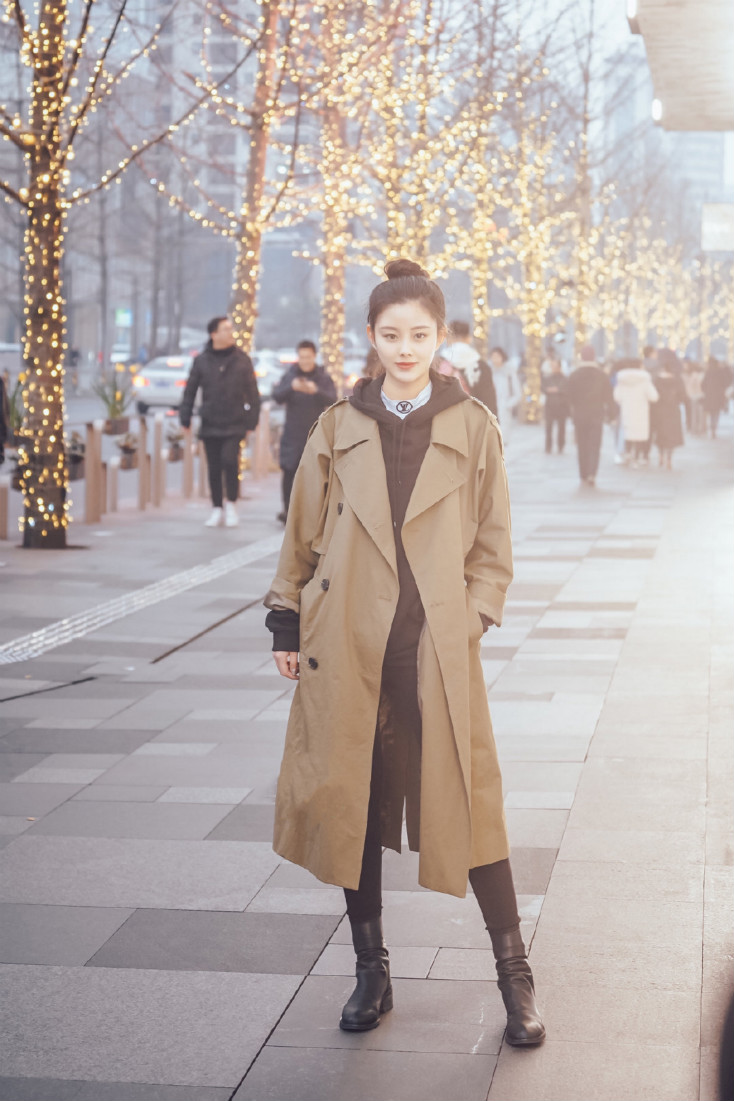 即将到来的春季风衣可以这样搭,选对了这几款风衣怎么穿都好看