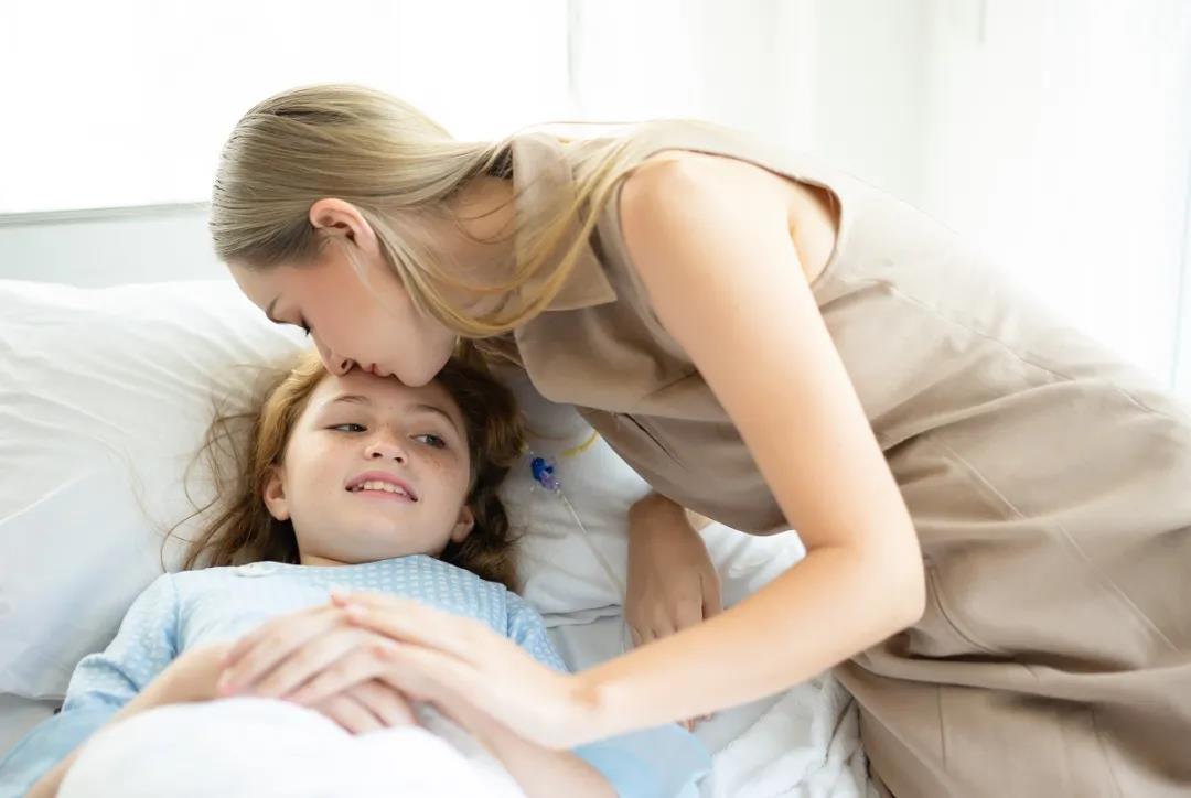 宝宝嗓子痛不吃饭，家长该怎么办？