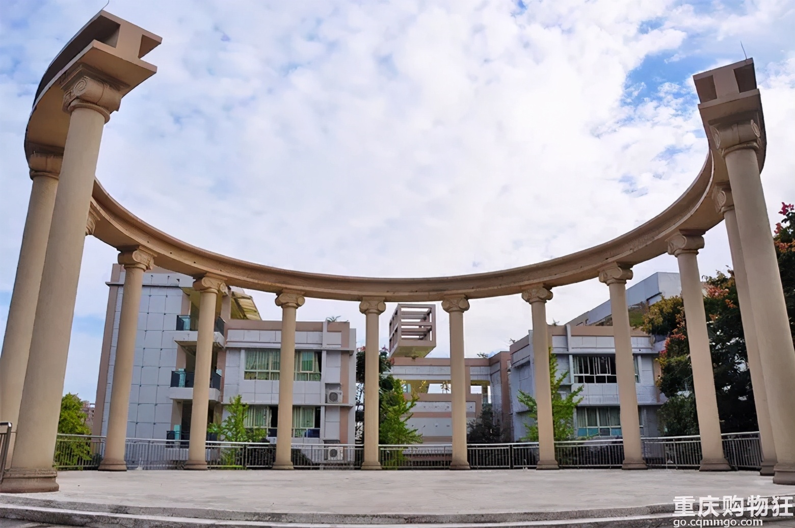 重庆人和的小学,重庆人和街小学与人和实验小学