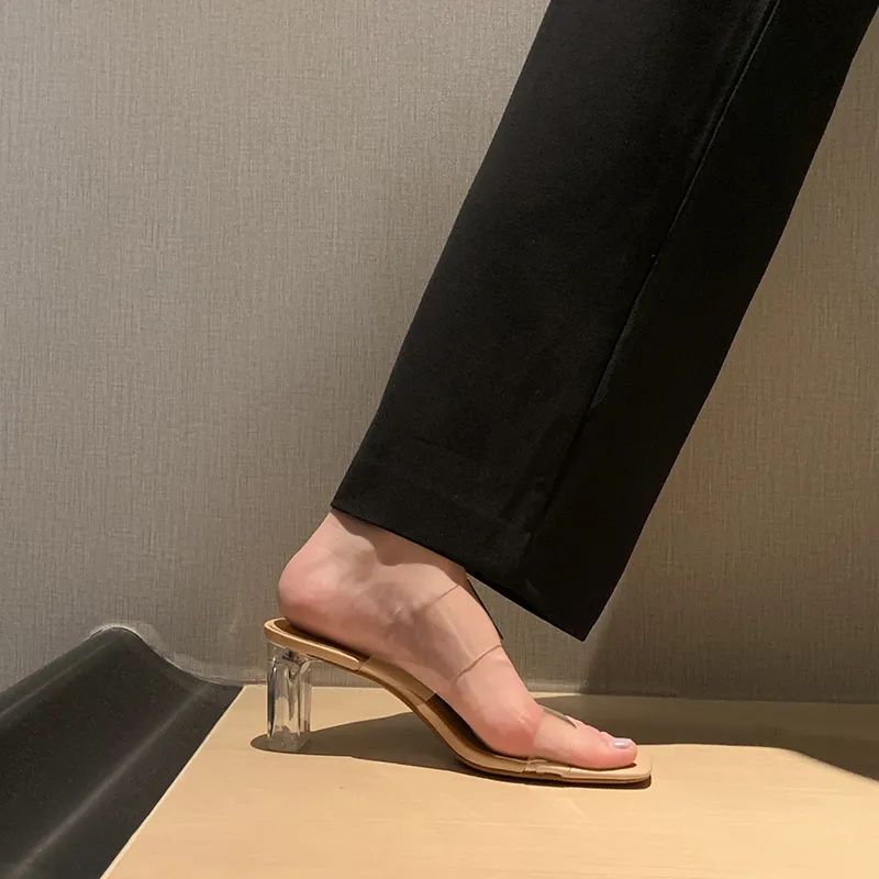 大码休闲女凉鞋新款2022爆款正品,品牌女凉鞋断码清仓特价正品秒杀