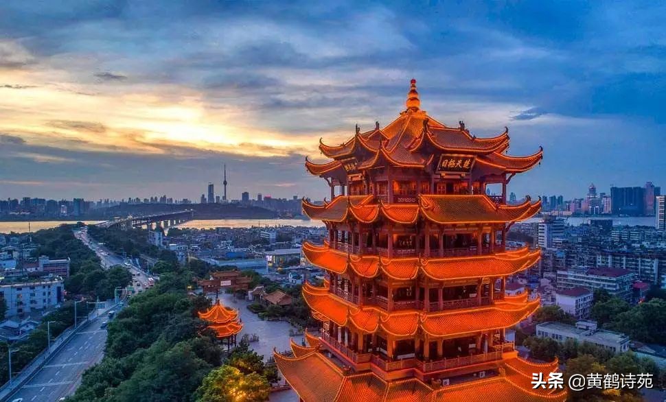 上联：百刊迎鹤舞，求下联？诗词组合「黄鹤诗苑」第100期