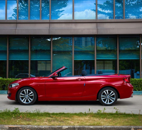 低调宝马车,宝马4系2019款425i敞篷m曜夜版