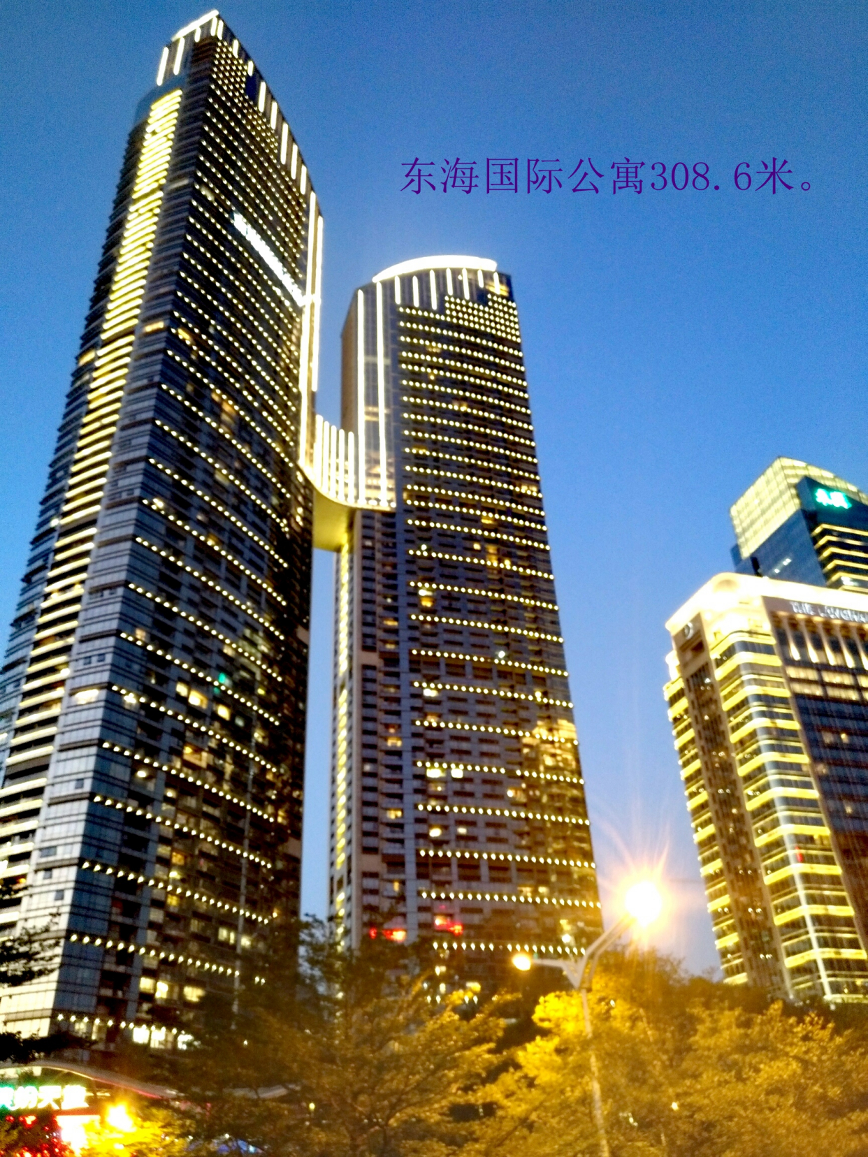 把深圳高楼放一起多震撼,深圳市摩天楼世界第一