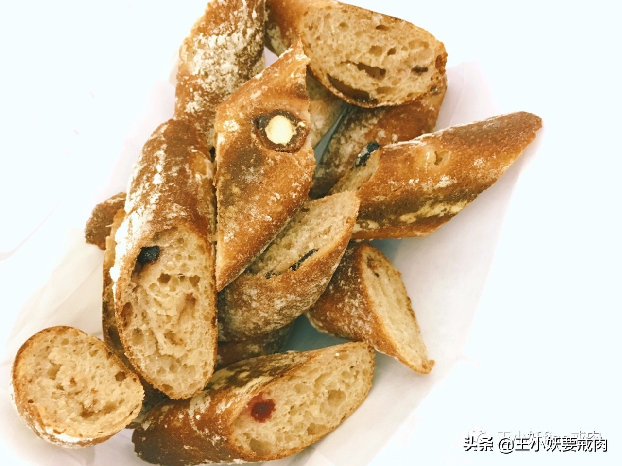 回味成都|面包会有的，27家成都面包探店地图请收藏！（上）