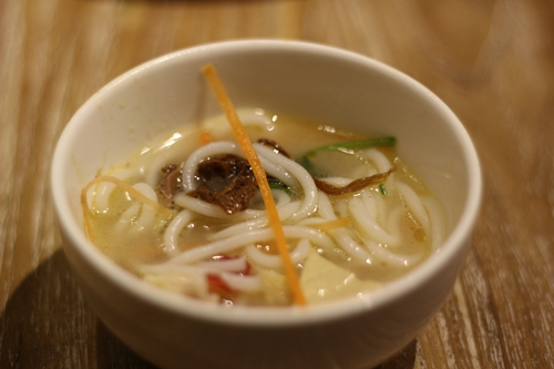 过桥米线总共有多少个配菜,过桥米线图片12种配菜