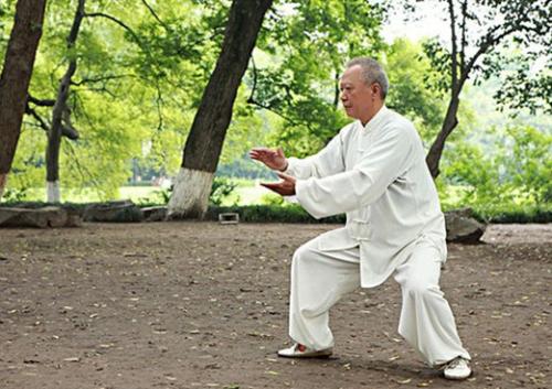 外伤性肩周炎康复治疗方法,肩周炎怎么康复治疗