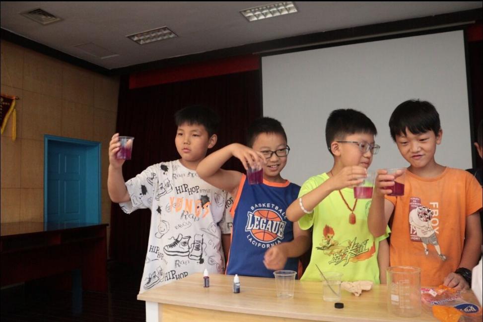 趣味小实验蜡烛熄灭,趣味小实验点火柴点蜡烛