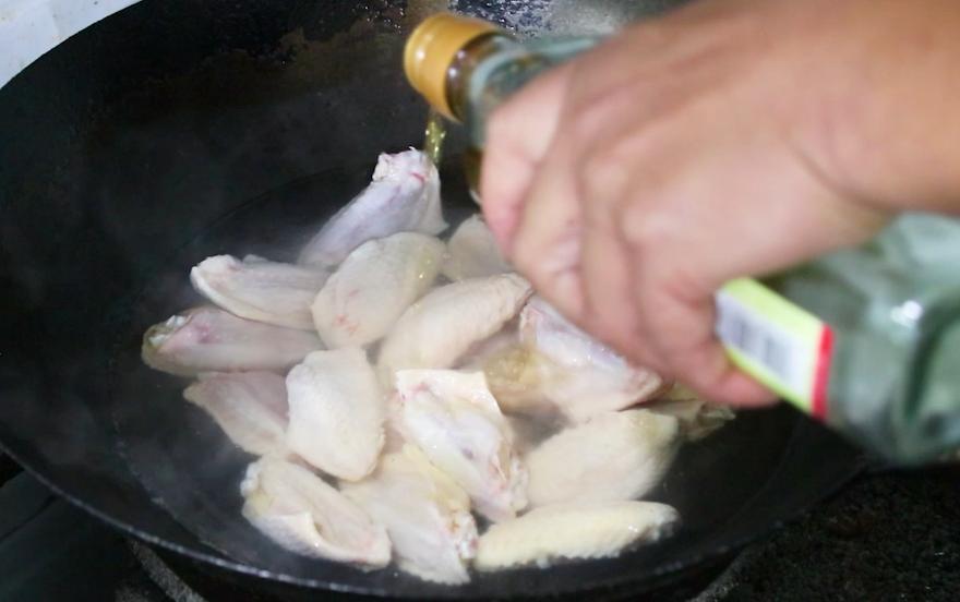 肯德基炸鸡翅怎么做好吃无骨,空气炸锅炸鸡翅的正确做法肯德基