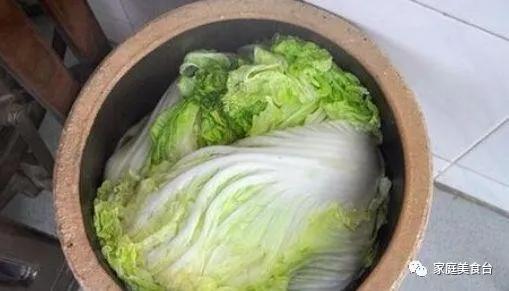 酸菜怎么腌不用压石头还不坏,用盐腌制酸菜的正确方法