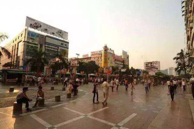 从“中国硅谷”到无数人破产、自杀，深圳华强北跌落背后的真相