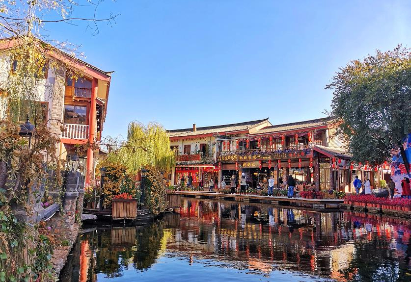 去云南旅游网上推荐的导游靠谱不,云南跟团导游成功避坑了吗