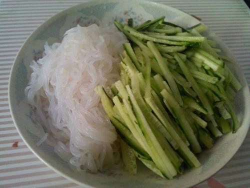 凉拌魔芋丝最正宗做法,酸辣凉拌魔芋丝的家常做法