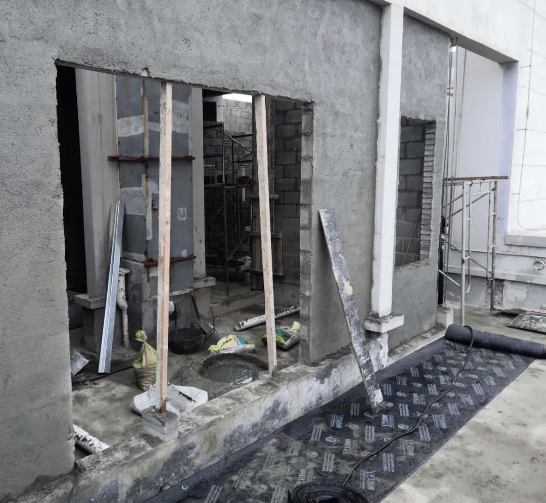 大连违建颐和星海,颐和星海违建现场