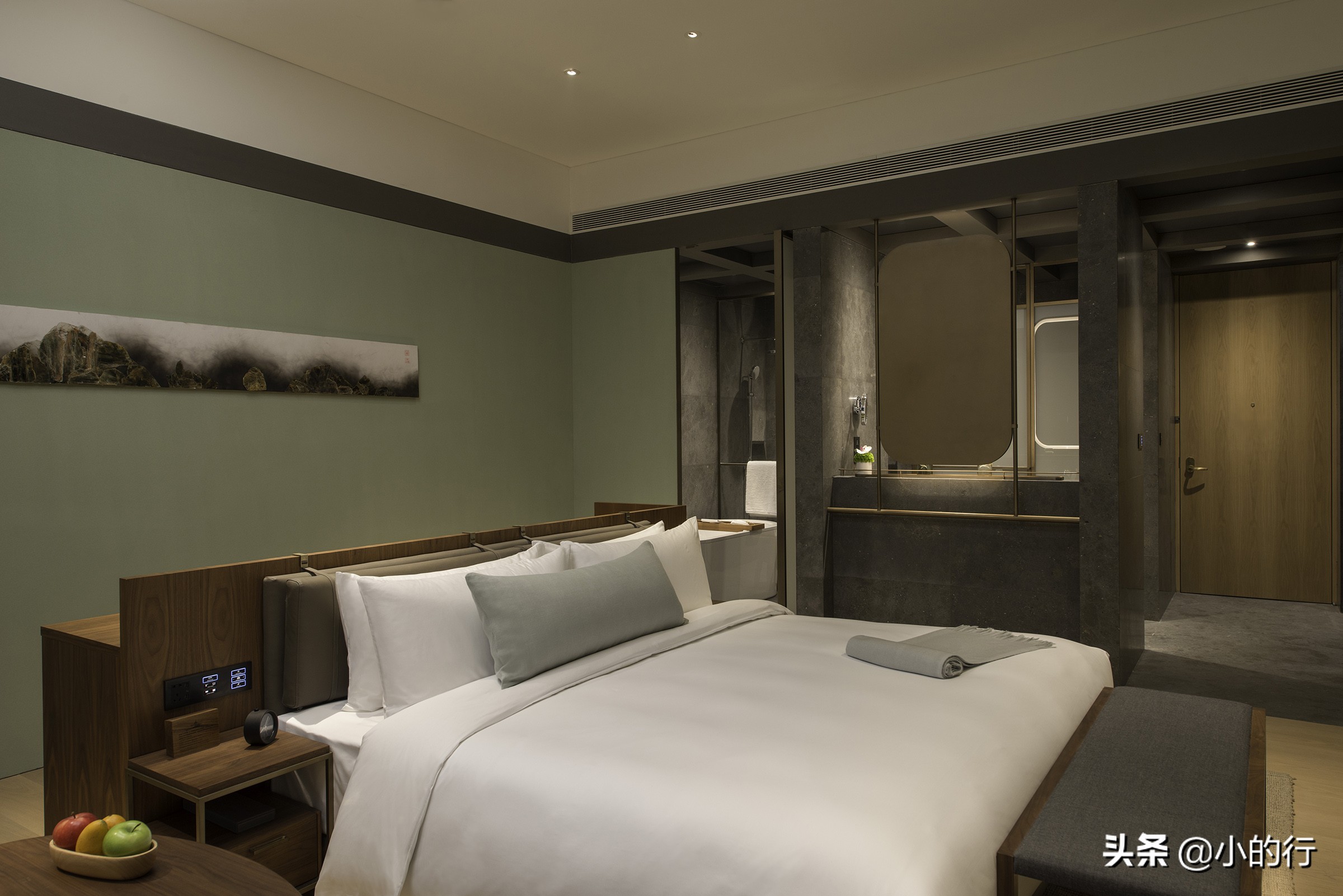 亲爱的热爱的gun神出场,亲爱的热爱的gun神韩商言讲话