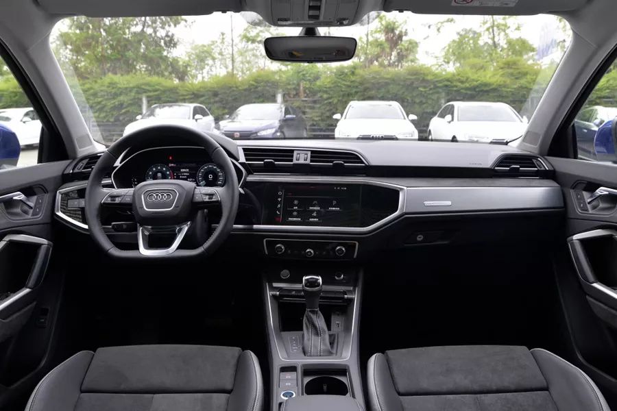 同价位的奥迪q3比宝马x1便宜多少,奥迪q3同级别车对比宝马