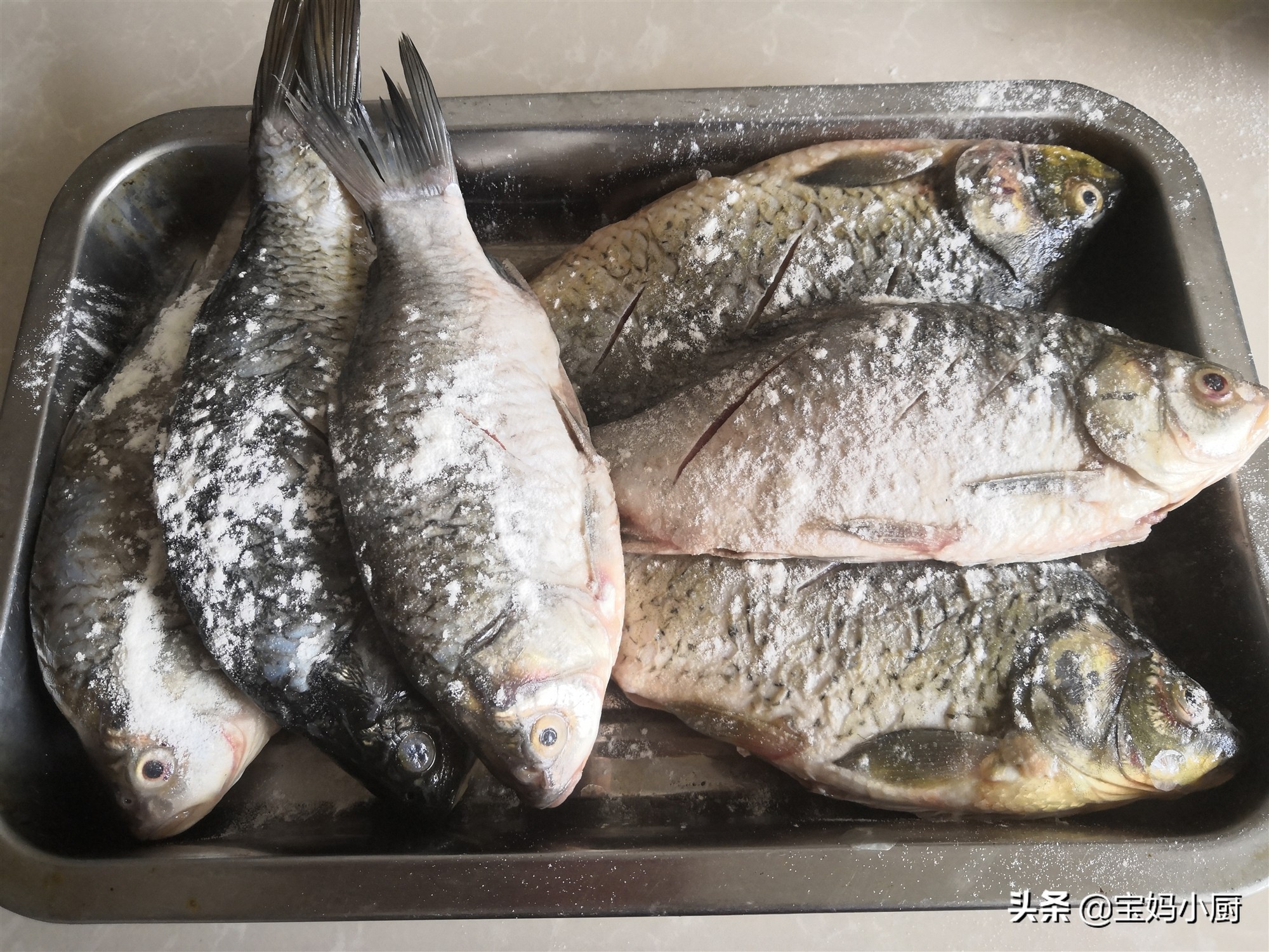 烧鱼不破皮的简单方法,烧鱼的技巧和方法