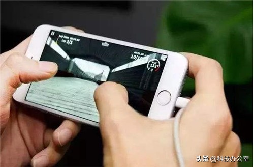 iphone电池健康充电次数在哪看,苹果充电1000次电池健康