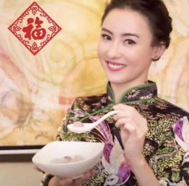 40多岁张柏芝穿旗袍,张柏芝穿旗袍太美了