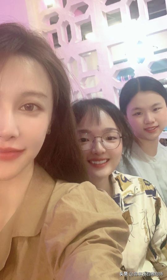 为了三百块钱，我很后悔骗了广州撑伞小姐姐