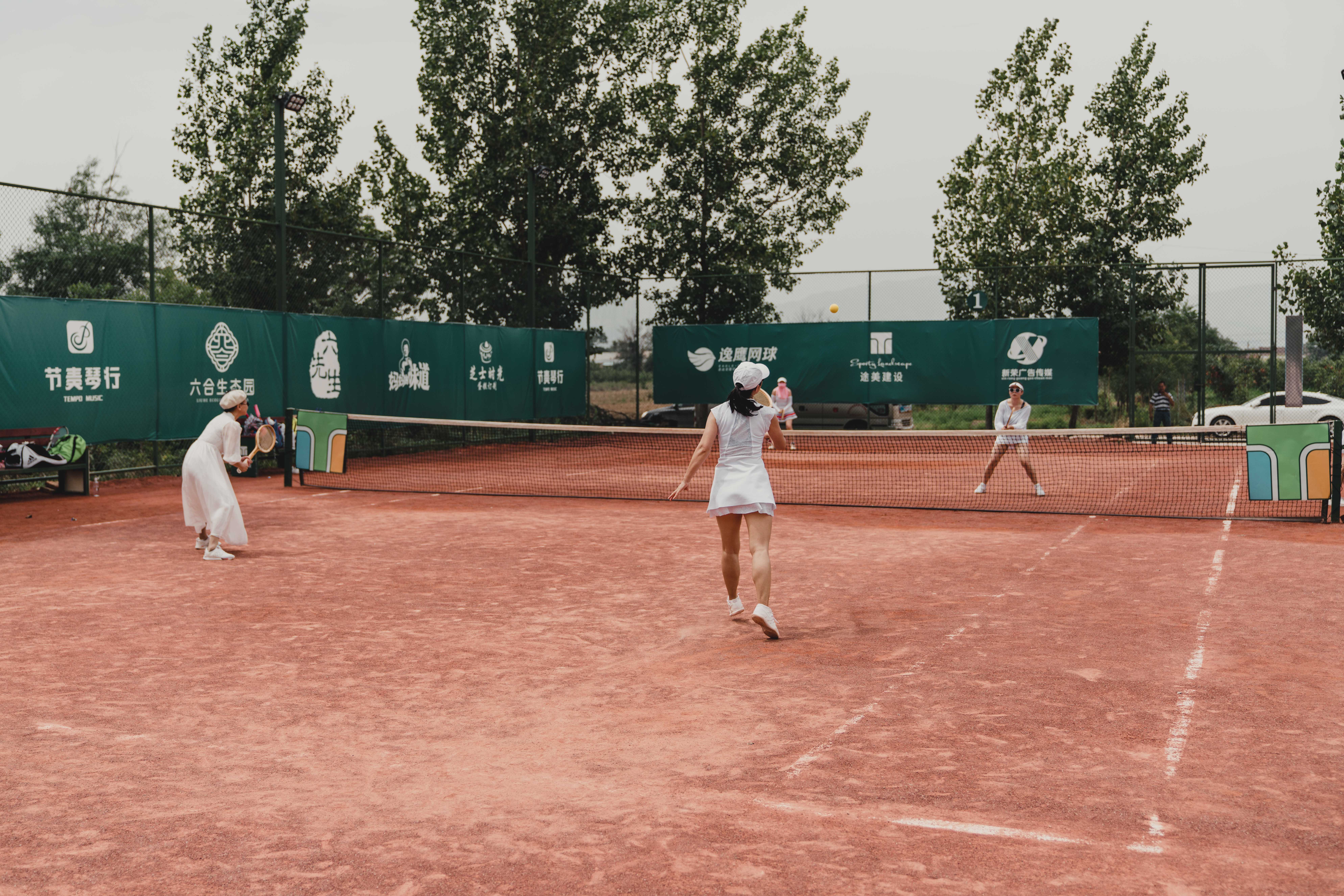 逸鹰红土网球邀请赛,逸鹰红土网球俱乐部